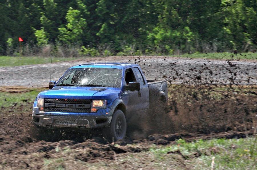  Ford F-150 SVT Raptor 2010 года  (фото 231 из 295)